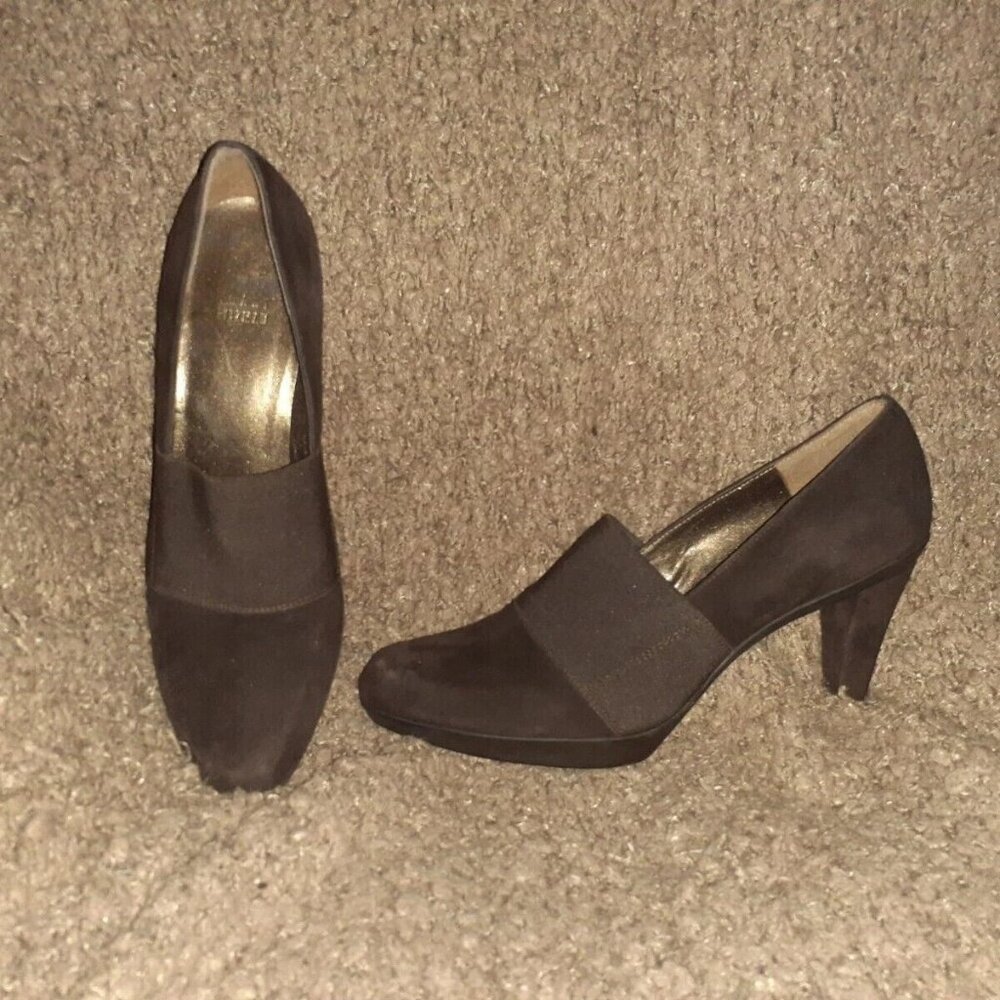 STUART WEITZMAN-Dark Brown Suede Pumps-Elastic-3" Heels-Size 8-Near Mint